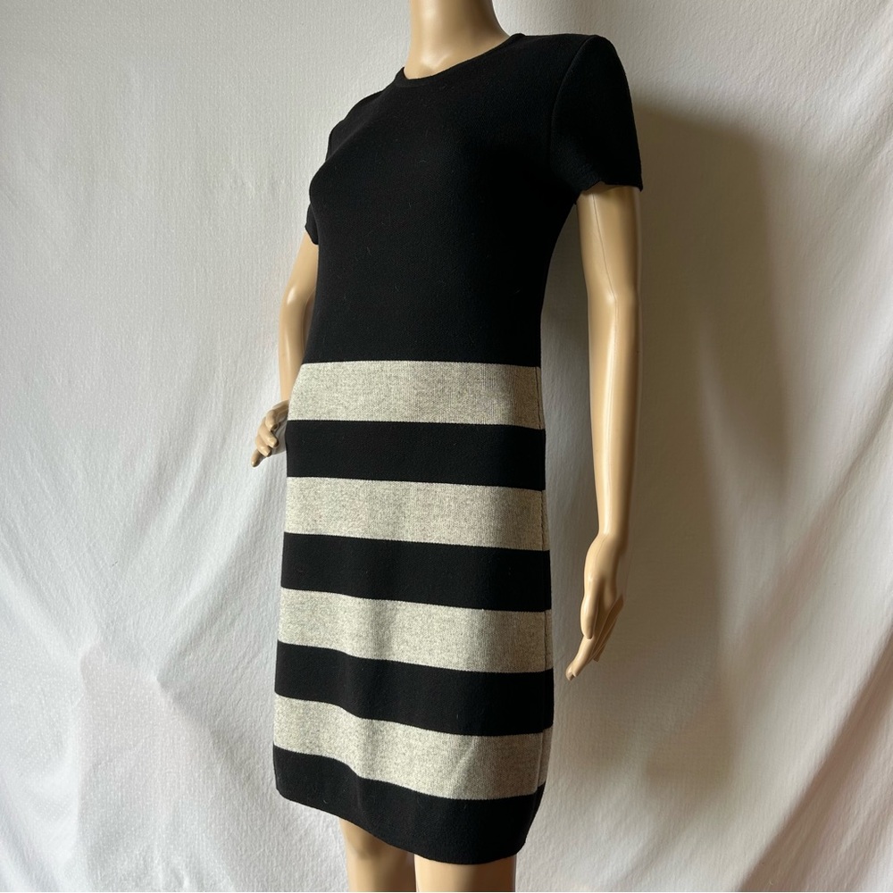 AGNES B. Black & Grey Striped Short Sleeve Sweater Dress